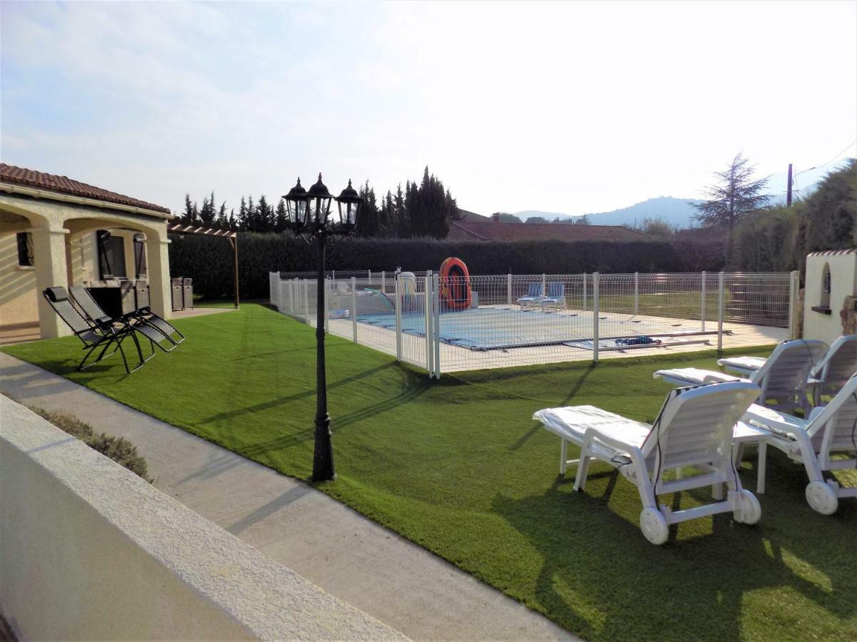 Villa Dendrane Granes ภายนอก รูปภาพ